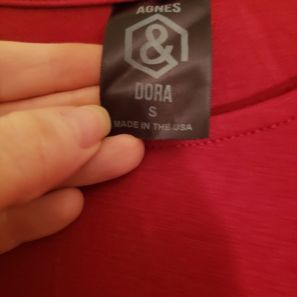 Agnes & Dora red ruffle tunic. Size Small - Picture 3 of 4